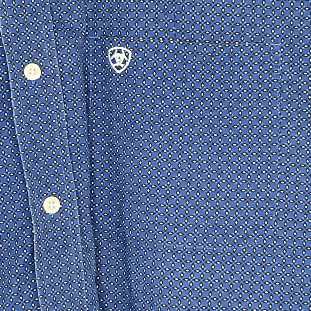 Ariat Button Down Blue Shirt Men's Medium Box Rose Pattern Long Sleeve Button Up - Picture 3 of 8